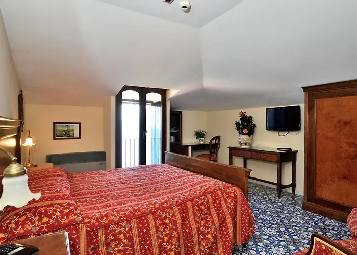 Hotel La Tonnarella
